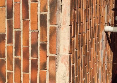 Rehabilitación de fachadas de ladrillo dañadas