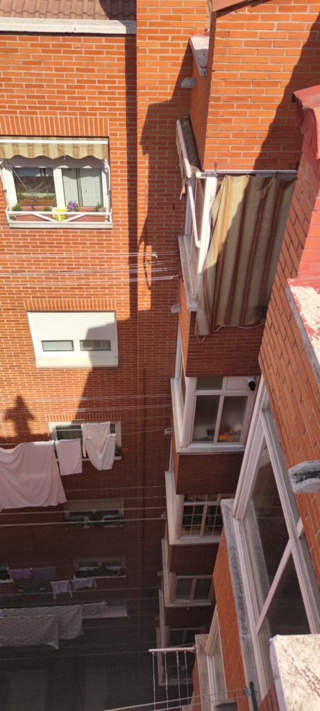 trabajos verticales en Tarragona patios de luces 2