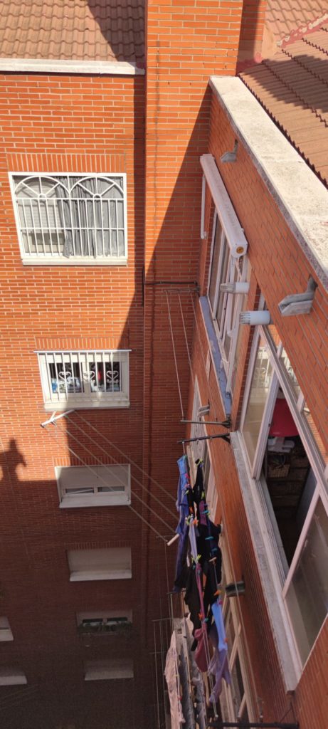 trabajos verticales en Tarragona patios de luces 5