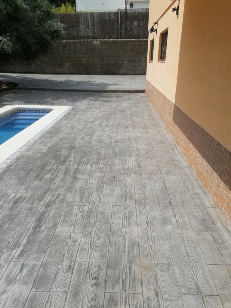 suelos de hormigon impreso en Tarragona Alejandro Pavi 26