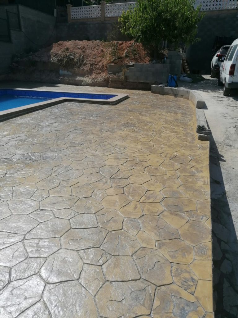 suelos de hormigon impreso en Tarragona Alejandro Pavi 30