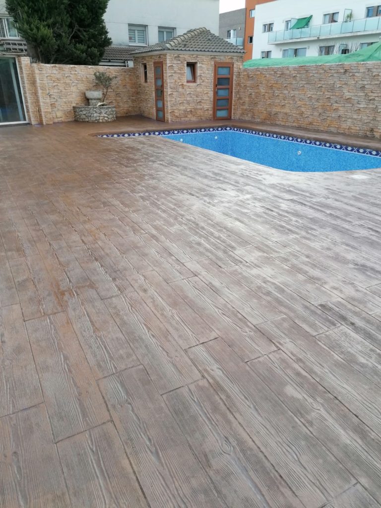 suelos de hormigon impreso en Tarragona Alejandro Pavi 33