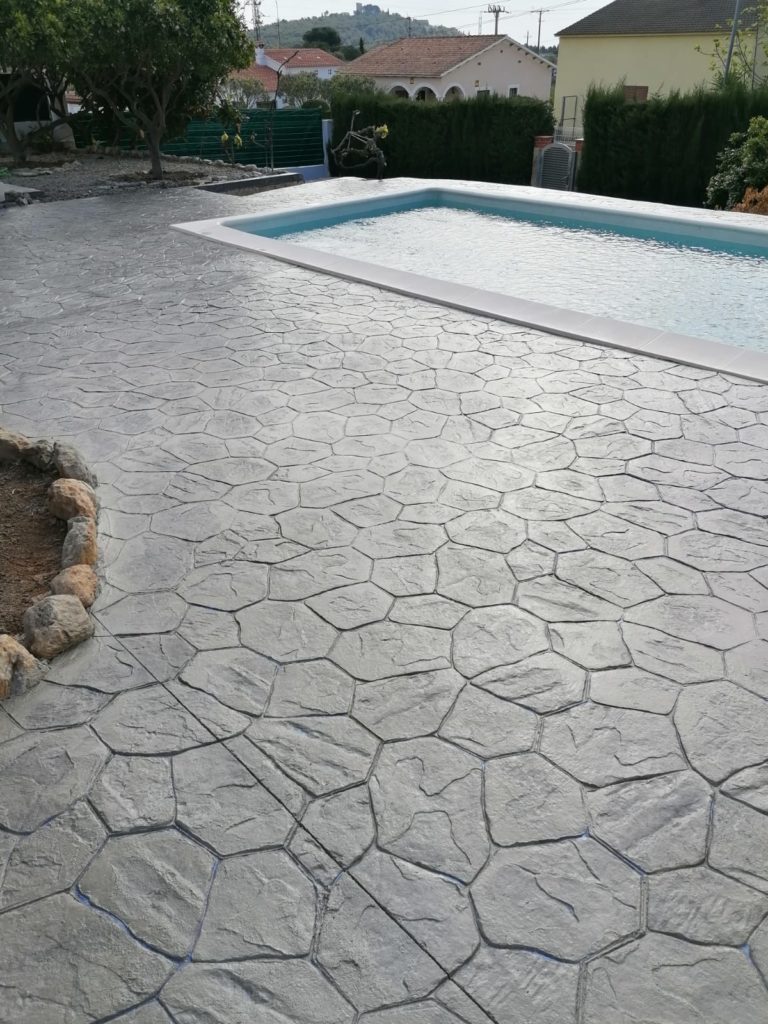 suelos de hormigon impreso en Tarragona Alejandro Pavi 49